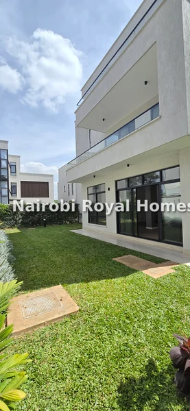 5-bedroom Townhouse for rent in Lavington
