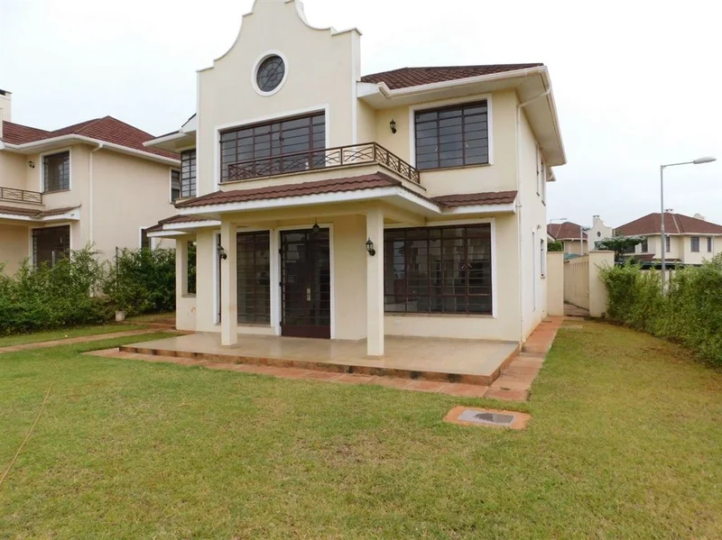 4BR Villa In Kencom Sacco For Sale