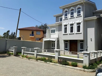 5-bedroom House for sale in Lavington, Nairobi