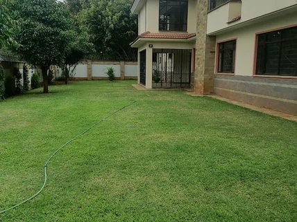 5-bedroom Townhouse for rent in Lavington, Nairobi