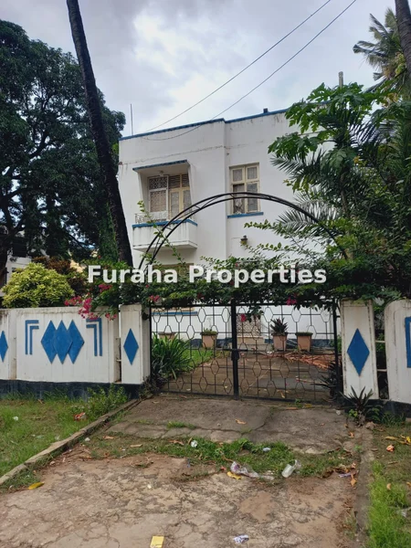 5-bedroom House for sale in Tudor