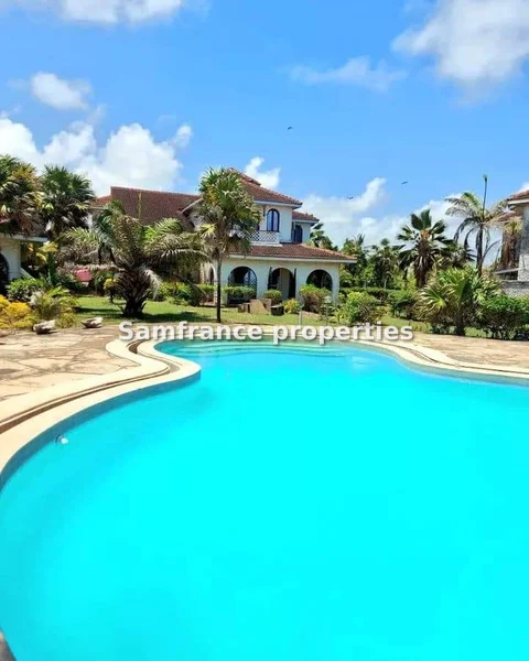 5-bedroom Villa for rent in Nyali Area