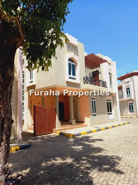 5-bedroom House for sale in Nyali Area