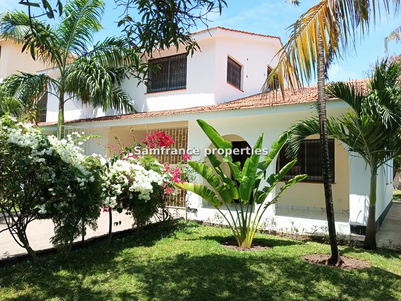 4-bedroom Villa for sale in Nyali Area