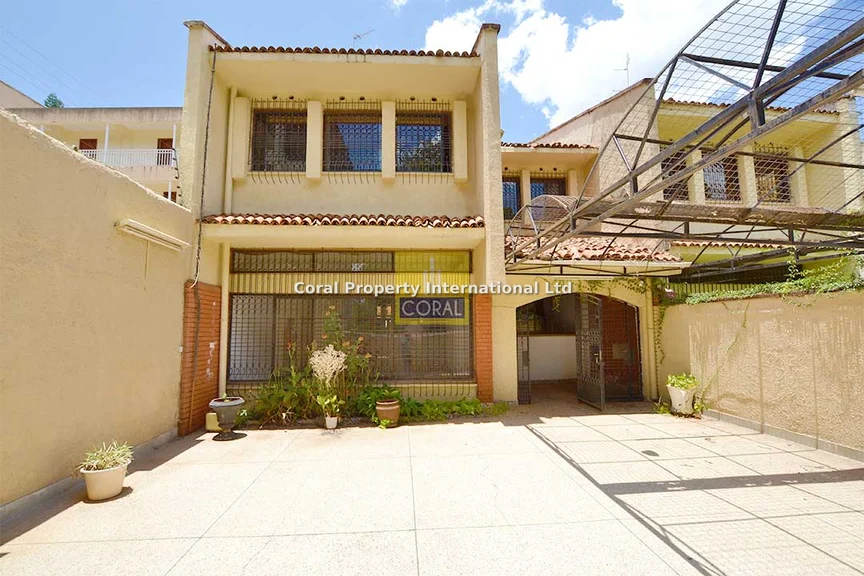 5-bedroom House for sale in Westlands Area
