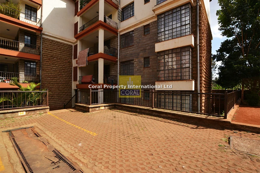 3-bedroom Apartment for sale in Ruaka
