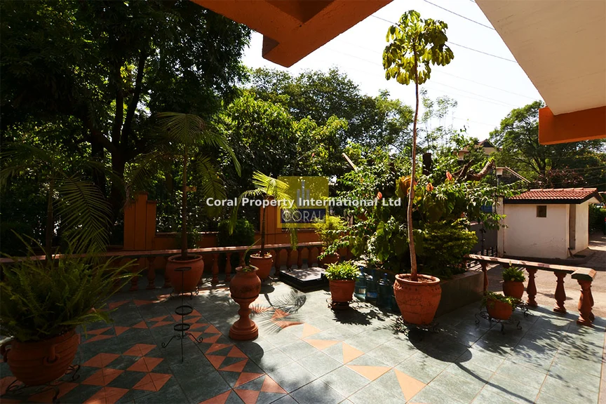4-bedroom House for sale in Rhapta Road