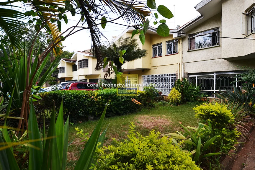 4-bedroom Townhouse for sale in Rhapta Road