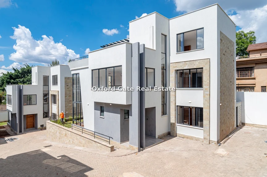 5-bedroom Townhouse for sale in Lavington