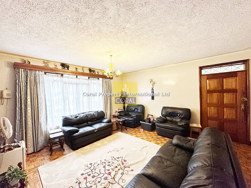 4-bedroom Apartment for sale in Riverside