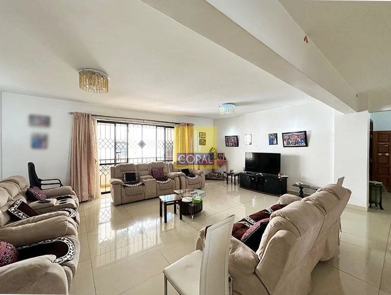4 bedroom Spacious Apartment for sale in Parklands