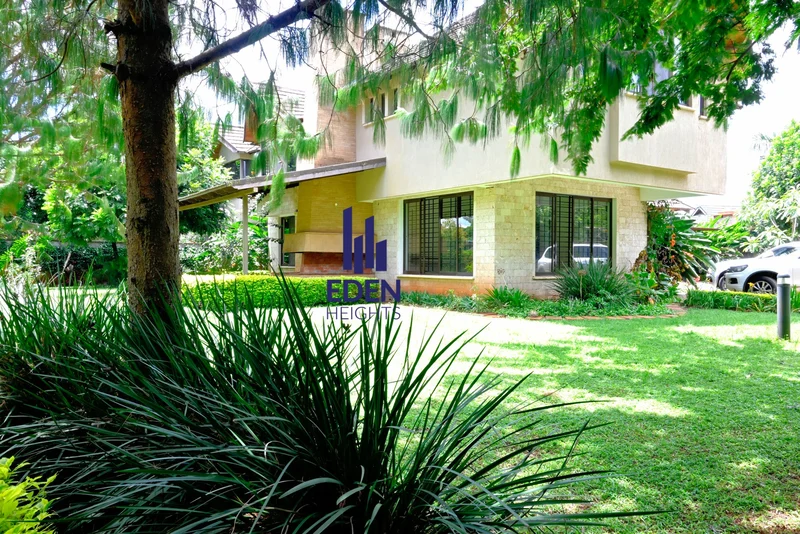 4 Bedroom Country Style Townhouse In Runda For Sale