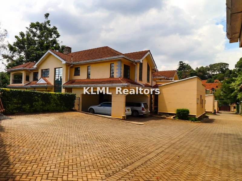 4-bedroom Townhouse for sale in Lavington