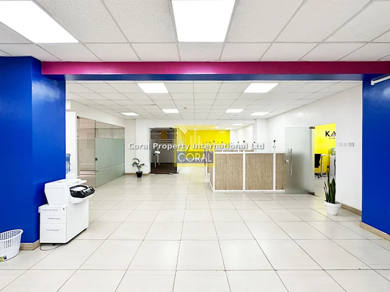Office for rent in Westlands Area