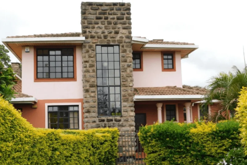4 Bedroom Town House