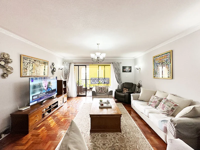 Beautiful Spacious 3 bedroon ensuite with DSQ for Sale in Kilimani