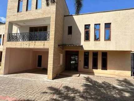 5-bedroom Townhouse for rent in Lavington, Nairobi