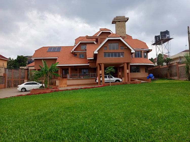 Gorgeous 8 Bedrooms Home in Runda