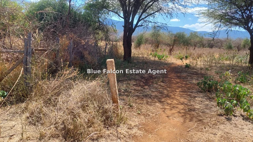 Land for sale in Namanga