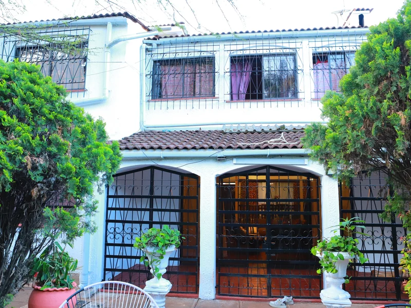 4-Bedroom Townhouse + SQ & a Garden on 1/8th acre plot, Ndemi Rd - Kilimani