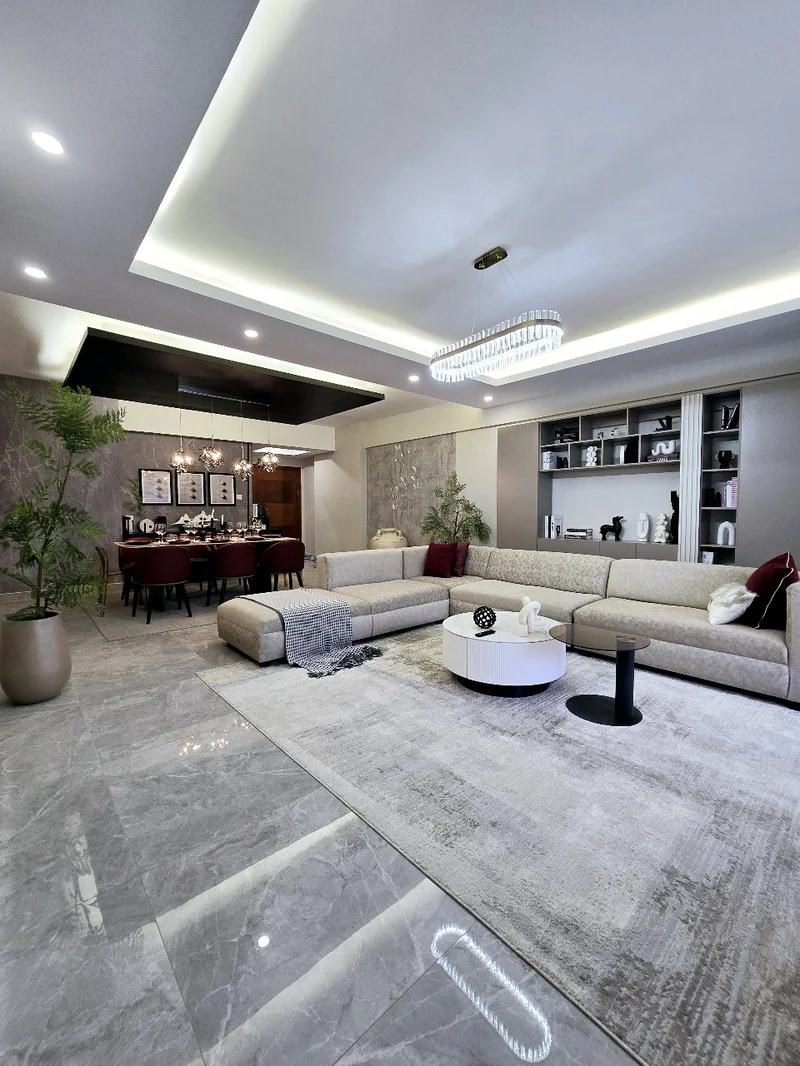 4-Bedroom Apartment + DSQ | FOR SALE