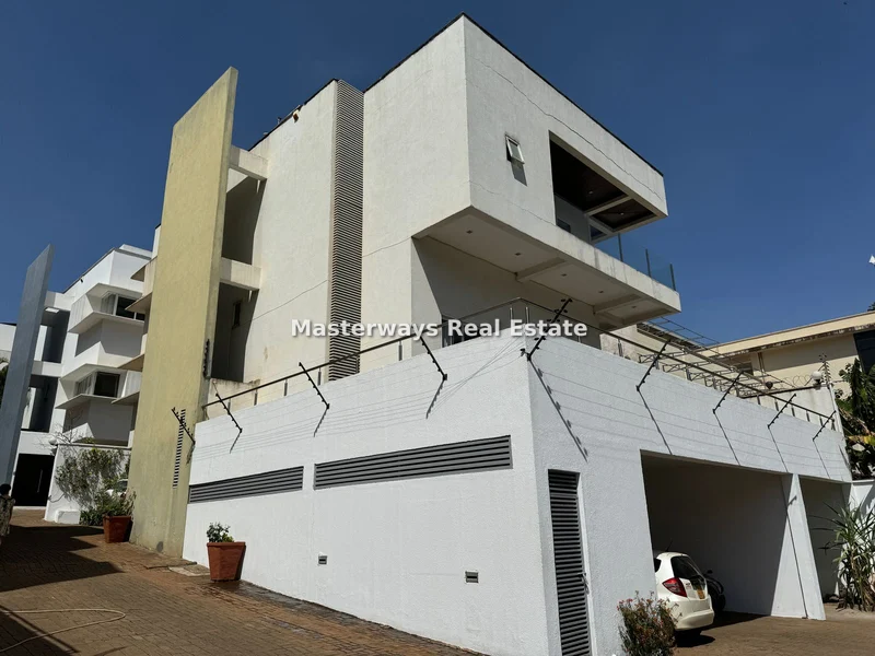 5-bedroom Villa for sale in Westlands Area