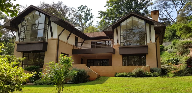 4 bedroom house in a gated compound of only 4 units