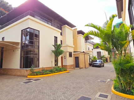 5-bedroom Townhouse for sale in Lavington, Nairobi