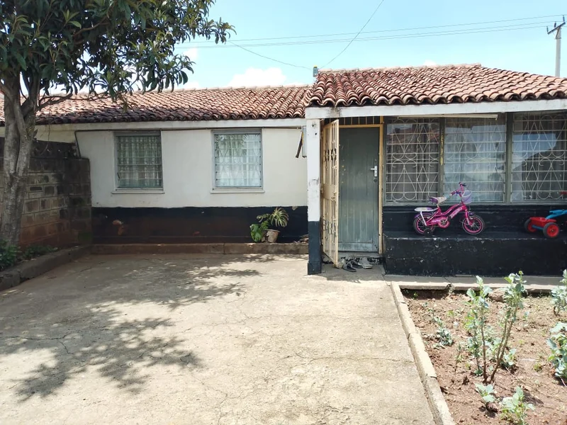 3 Bedroom Bungalow For Sale