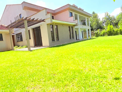 6-bedroom Townhouse for sale in Lavington, Nairobi