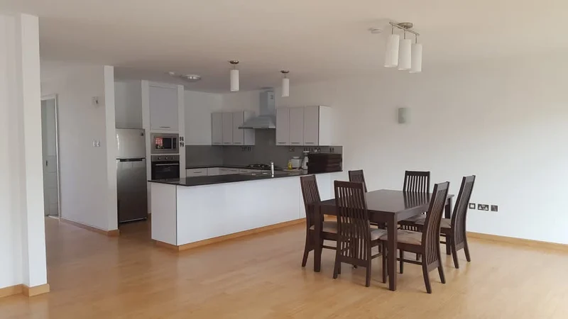 2 and 3 bedrooms apartment and duplex to let in Garden city