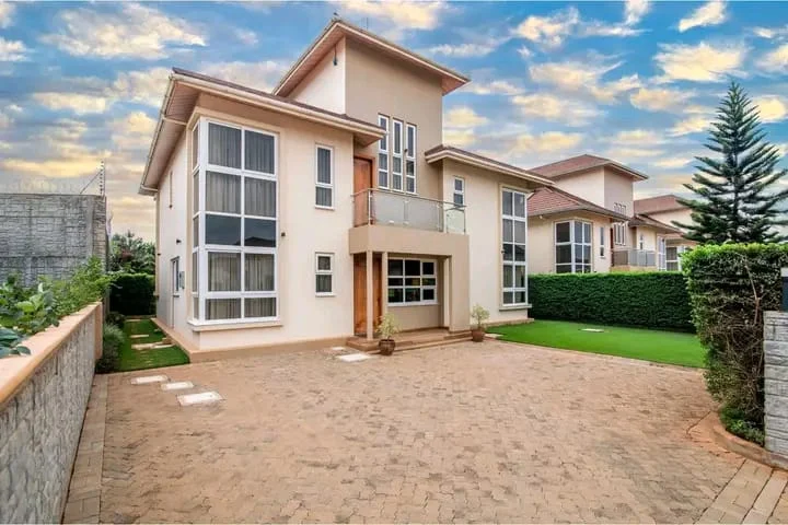 Modern 4 bedroom Townhouse for sale in kiambu road