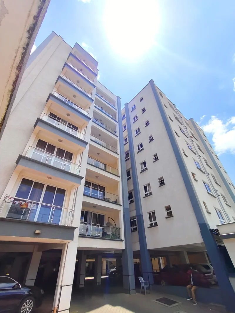 Stunning 3-bedroom apartment (all ensuite) with DSQ to let, Kes 150,000