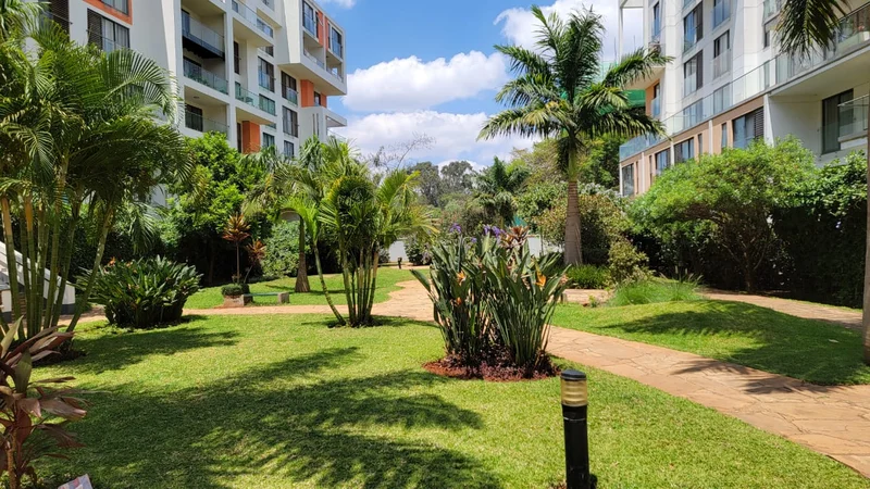 Stunning 3-Bedroom Duplex Apartment with a dsq for Sale or Rent at Garden City