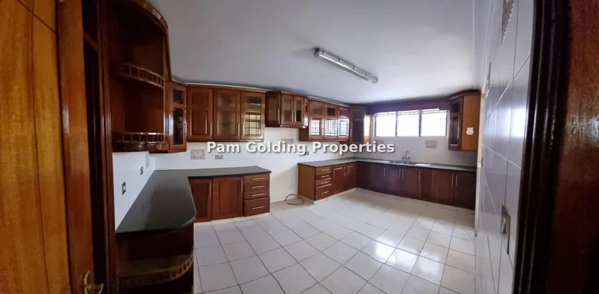 4-bedroom Apartment for sale in Westlands Area