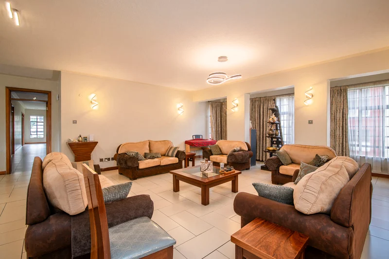 4 Bedrooms Apartment for sale on General Mathenge