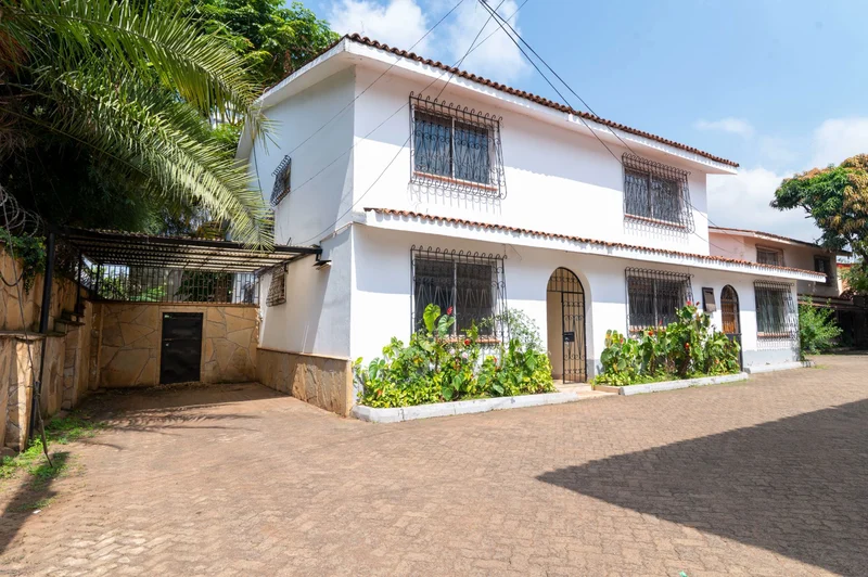 Expansive 5-Bedroom Townhouse in Private Compound