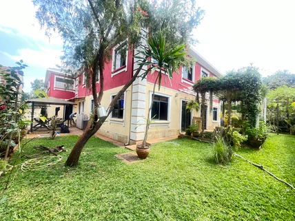 5-bedroom Townhouse for rent in Lavington, Nairobi