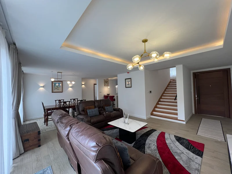 Tastefully Furnished 4-Bedroom Duplex Apartment for Rent