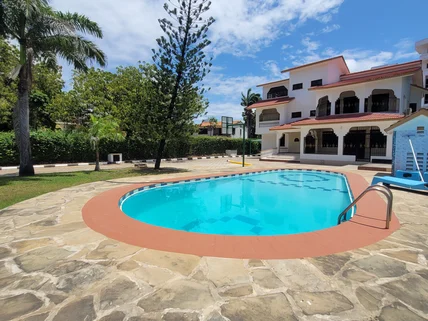 5-bedroom Townhouse for rent in Nyali Area, Nyali