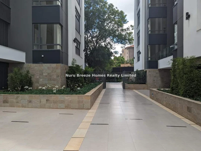 3-bedroom Apartment for sale in Riverside