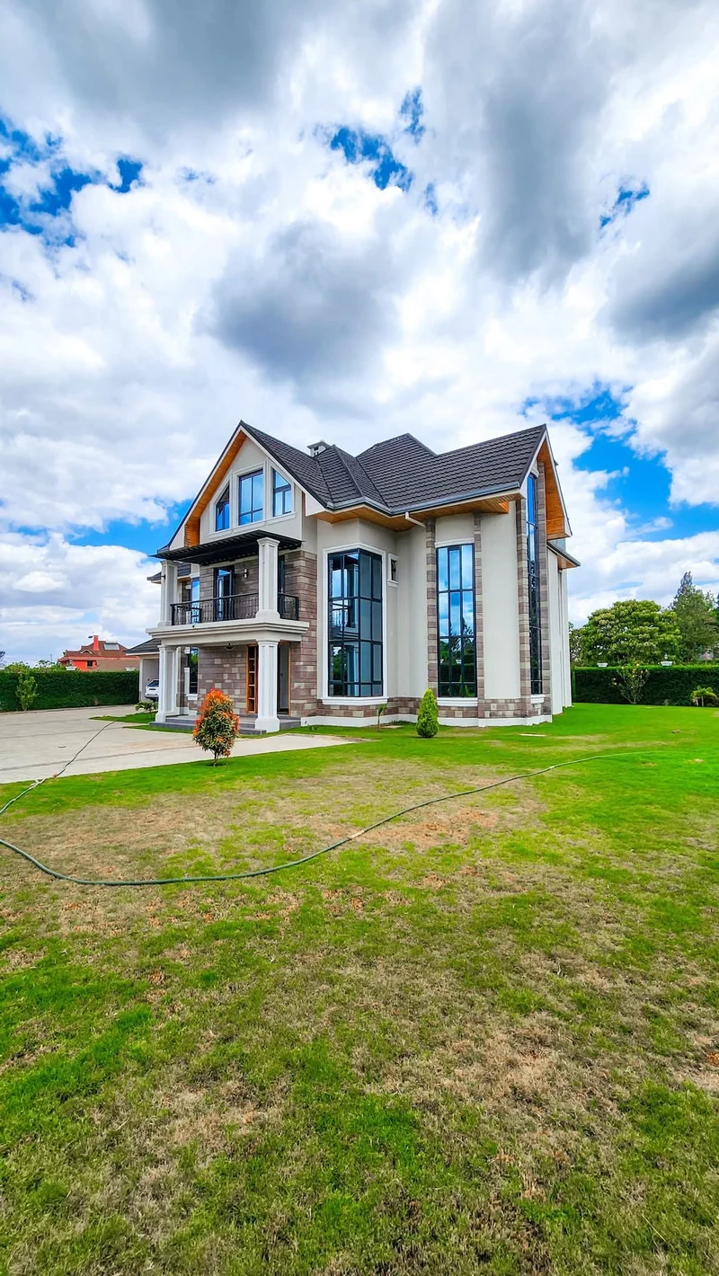 Exquisite 5–6 Bedroom Luxury Home in Prime Runda, Nairobi Ksh. 110m