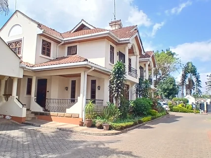 4-bedroom Townhouse for rent in Lavington, Nairobi