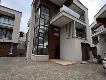 5-bedroom Townhouse for rent in Lavington, Nairobi