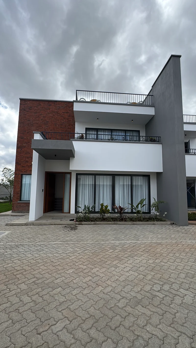 Modern duplex and triplex townhouses for sale