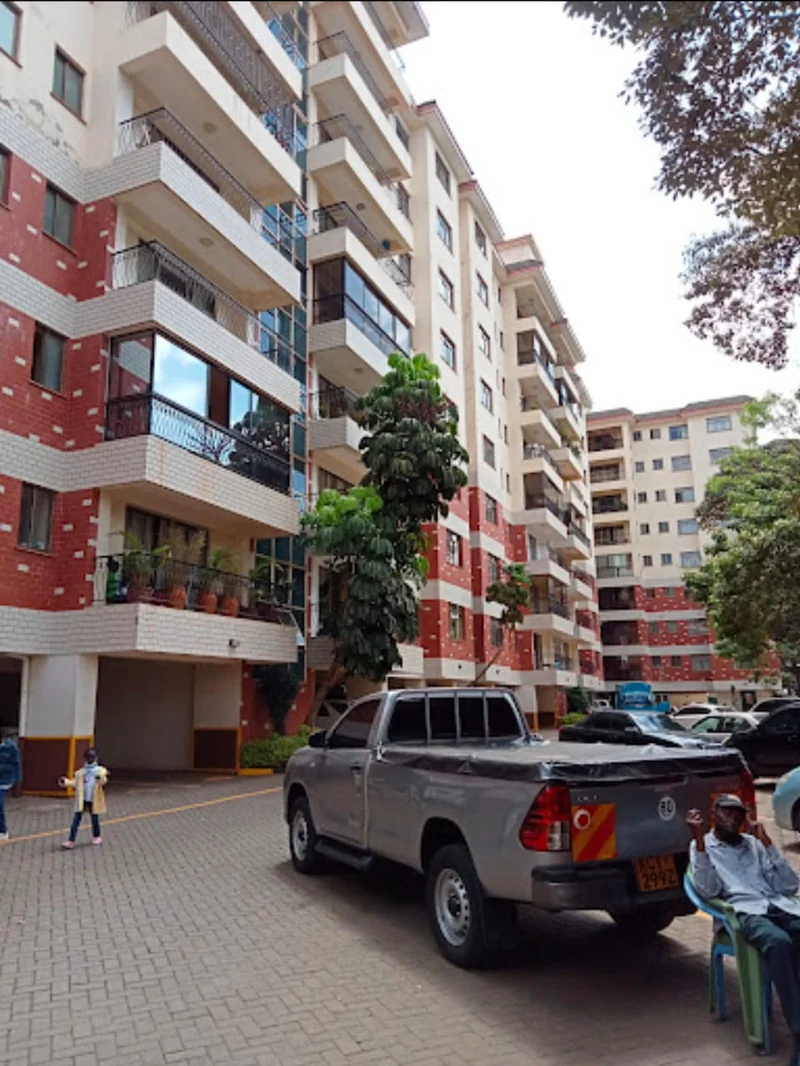 Executive 4-Bedroom Apartments with DSQ To Let in Lavington – Kes 135,000/Month