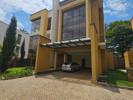 5-bedroom Townhouse for sale in Lavington, Nairobi