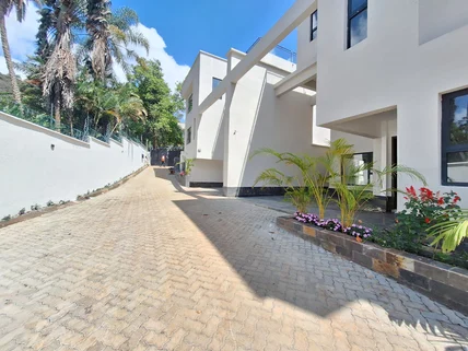 5-bedroom Townhouse for sale in Lavington, Nairobi