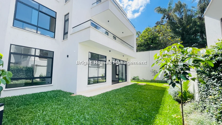 5-bedroom Townhouse for sale in Lavington