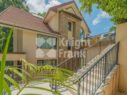 5-bedroom Townhouse for sale in Redhill, Kiambu County